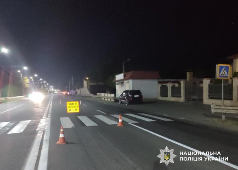 В Одесі легковик на смерть збив жінку на пішохідному переході В Одесі легковик на смерть збив жінку на пішохідному переході