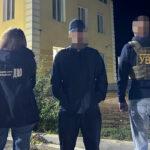 Жительница Одесской области организовывала фиктивные браки для военнослужащих, чтобы те выезжали за границу