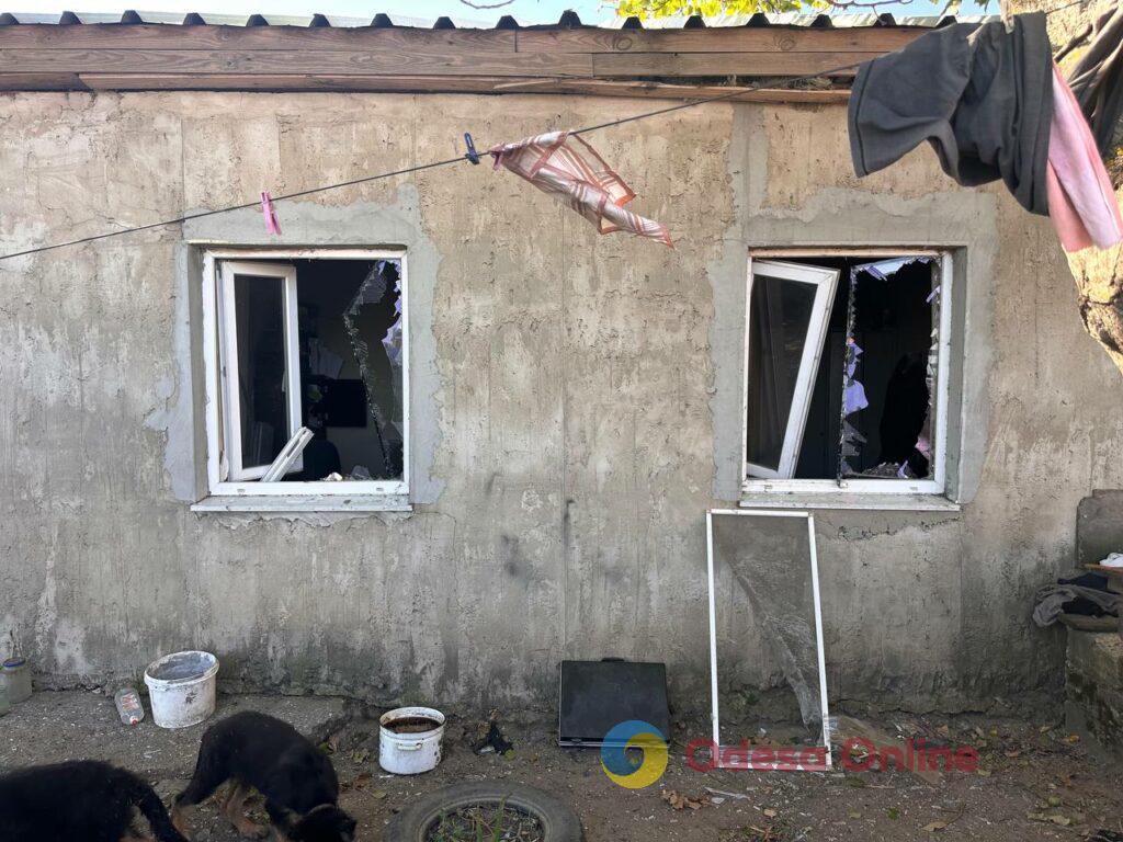 Нічний удар по Одесі: свідчення очевидців та фото з місця «прильотів» Нічний удар по Одесі: свідчення очевидців та фото з місця «прильотів»