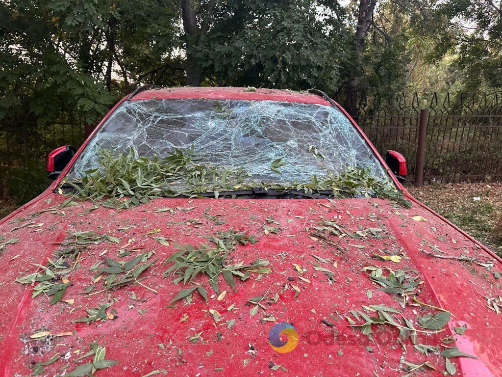 РФ атакувала Одесу ударними безпілотниками: пошкоджені житлові будинки РФ атакувала Одесу ударними безпілотниками: пошкоджені житлові будинки