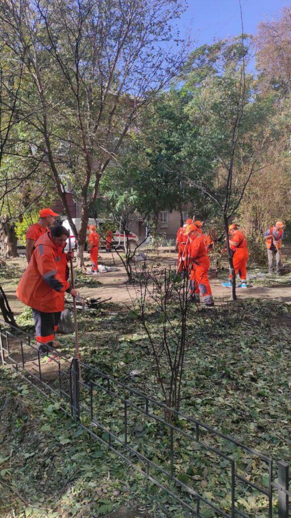 Внаслідок ворожої атаки в Одесі вибито близько 300 вікон (фото)
