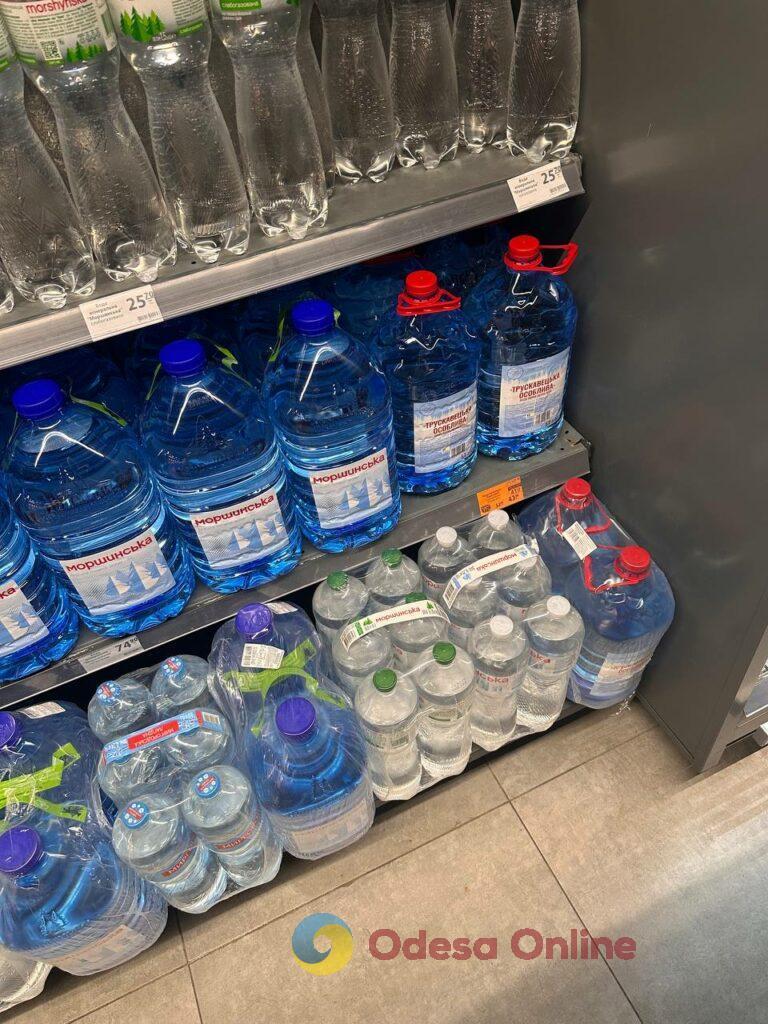 Цукор, яйця та бутильована вода: огляд цін в одеських супермаркетах