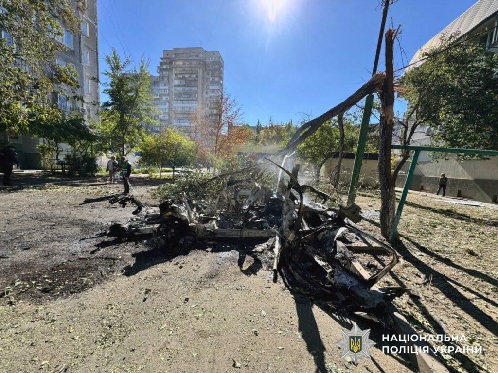 В Херсонской области в результате российских обстрелов погибла женщина, ранены 15 человек