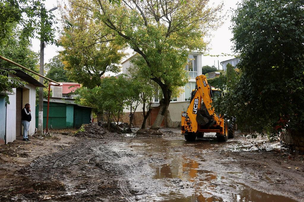 В Одессе продолжают ликвидировать последствия сентябрьского наводнения