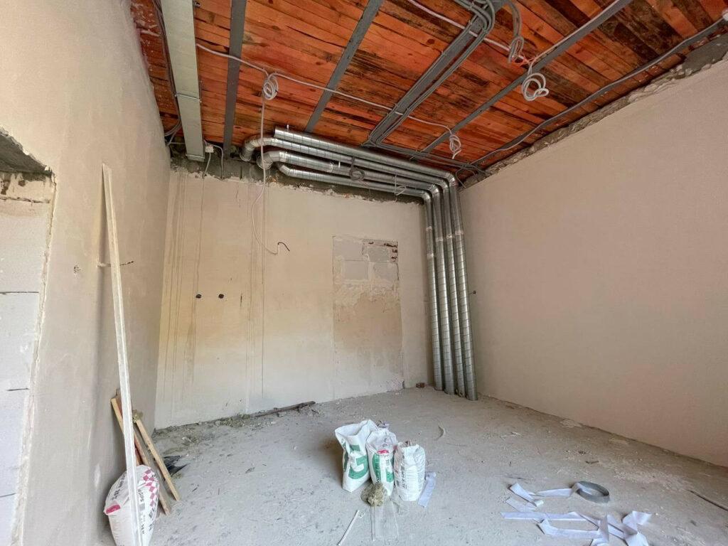 В центре Одессы реконструируют историческое здание