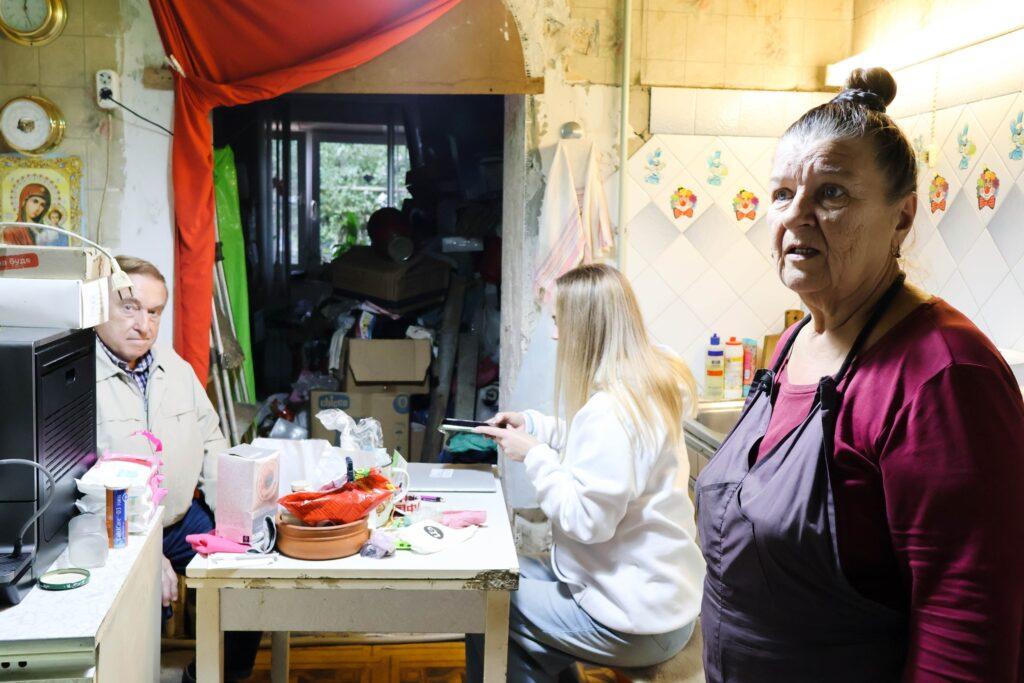 Вологість в квартирах перевищує 90%: постраждалим від повені одеситам роздають осушувачі