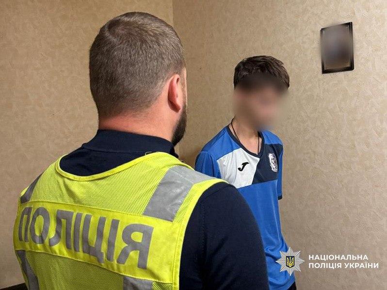 Собирали донаты от имени Героя Украины: в столице разоблачили мошенников из Одессы