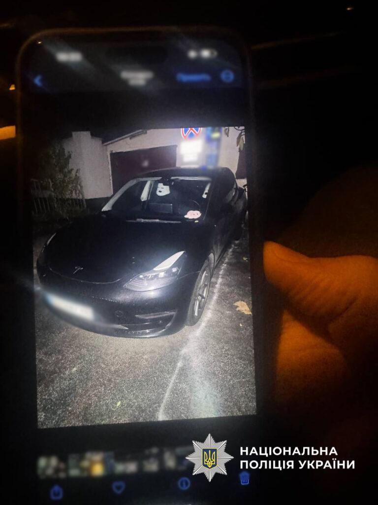 На замовлення підпалив люксову автівку в Одесі: чоловіку загрожує тюремний термін На заказ поджег люксовый автомобиль в Одессе: мужчине грозит тюремный срок