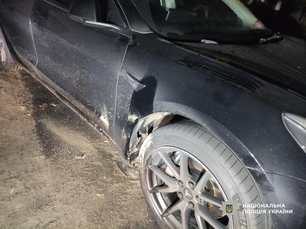 На замовлення підпалив люксову автівку в Одесі: чоловіку загрожує тюремний термін На заказ поджег люксовый автомобиль в Одессе: мужчине грозит тюремный срок