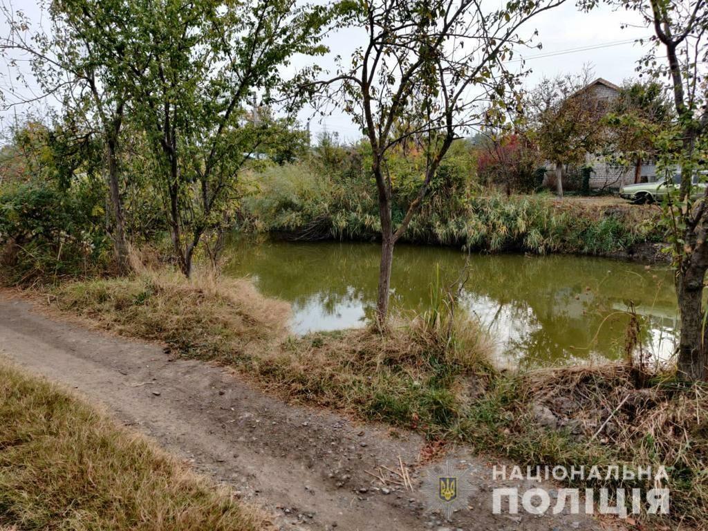 Забила мужчину камнем и избавилась от тела: в Одесской области осудили женщину за убийство