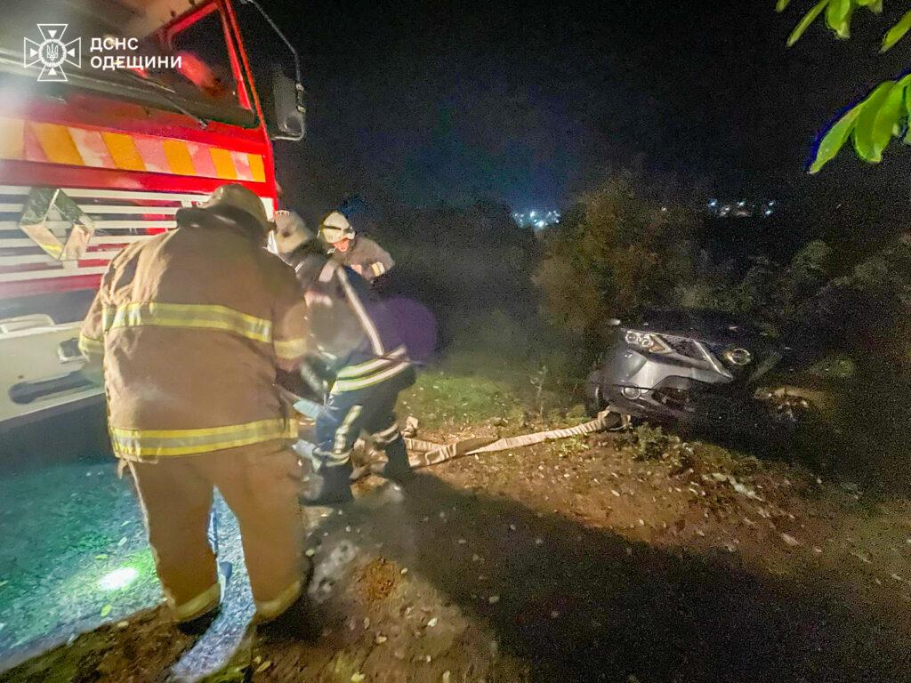 Автомобиль вылетел в кювет в Одесской области