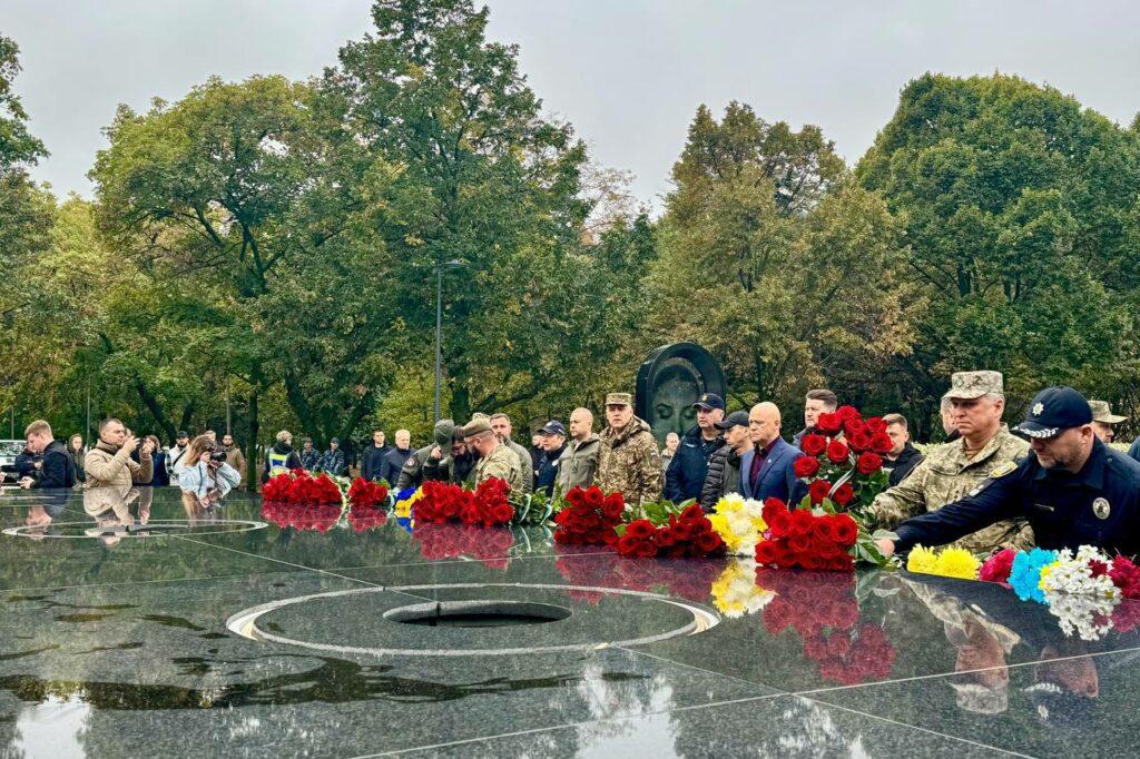 День Защитников и Защитниц Украины: в Одессе состоялось возложение цветов