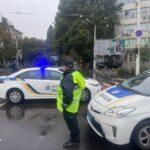В Одессе временно перекрыли движение из-за падения аварийного дерева