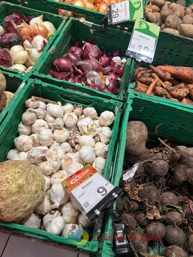 Яйца, подсолнечное масло и сахар: обзор цен в одесских супермаркетах
