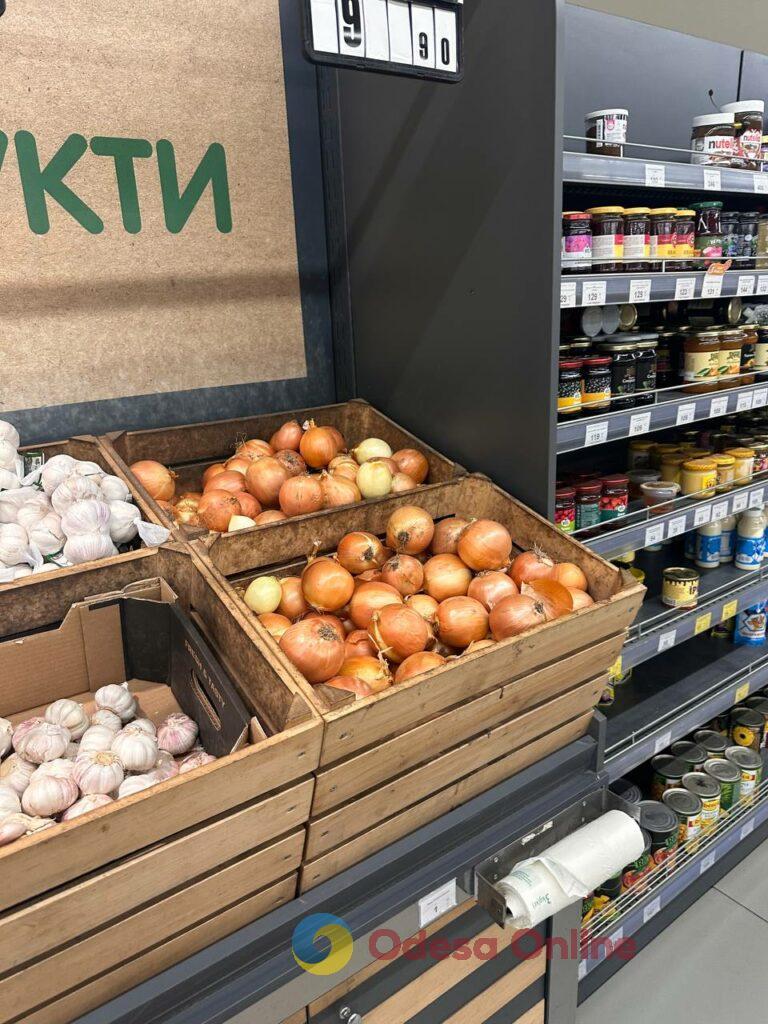 Сахар, яйца и сливочное масло: обзор цен в одесских супермаркетах