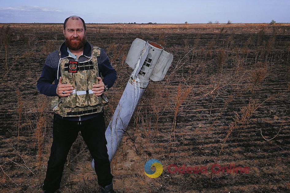 «Я просто роблю те, що маю робити»: херсонець Максим Ревега про волонтерство, взаємопідтримку і силу команди