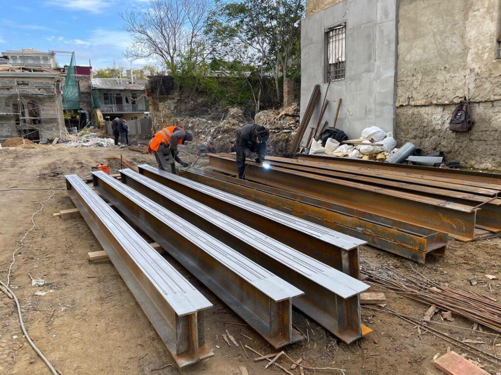 В Одессе продолжается реставрация старейшей больницы города