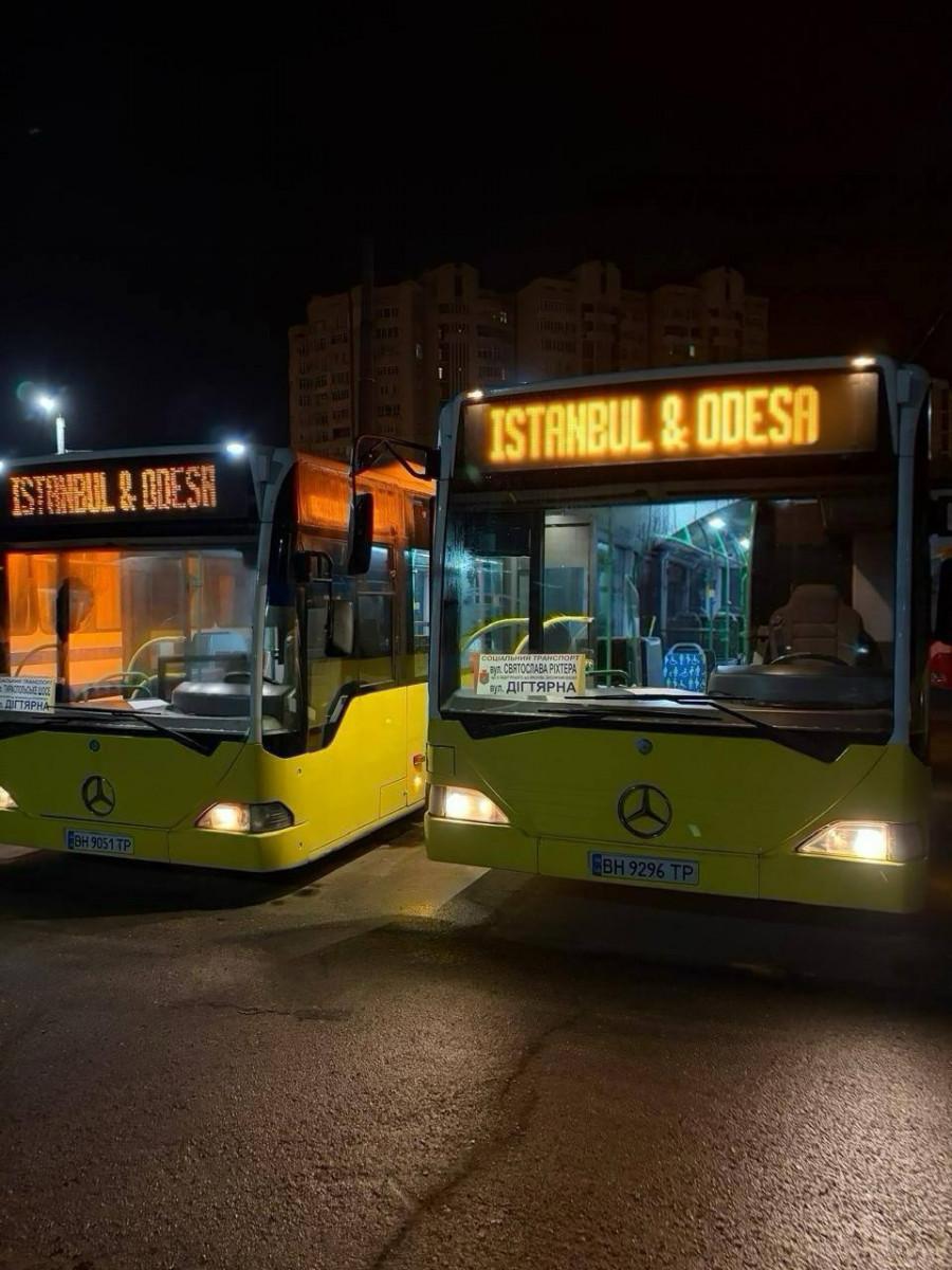 В Одесі запустили безкоштовні соціальні автобуси: графік роботи та маршрути В Одесі запустили безкоштовні соціальні автобуси: графік роботи та маршрути