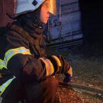 Спасатели показали, как тушили пожары после ночной атаки дронов по Одесской области