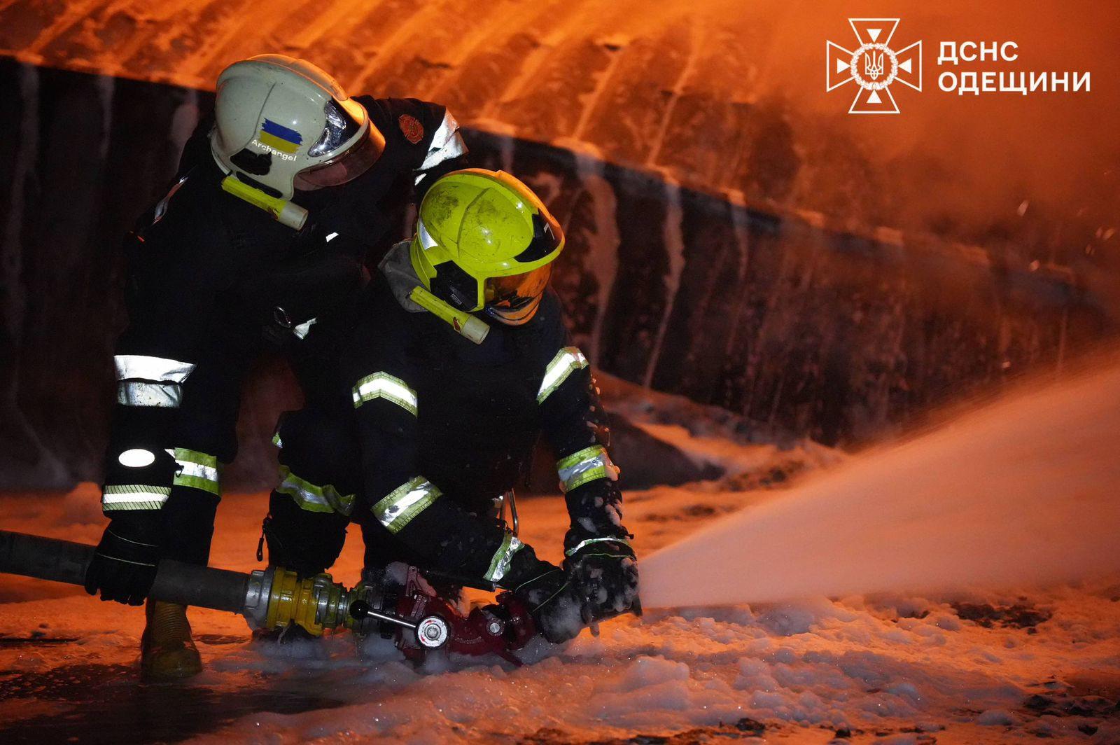 Російська атака на Одесу та Одеський район: пошкоджені об’єкти критичної інфраструктури, постраждали шестеро людей