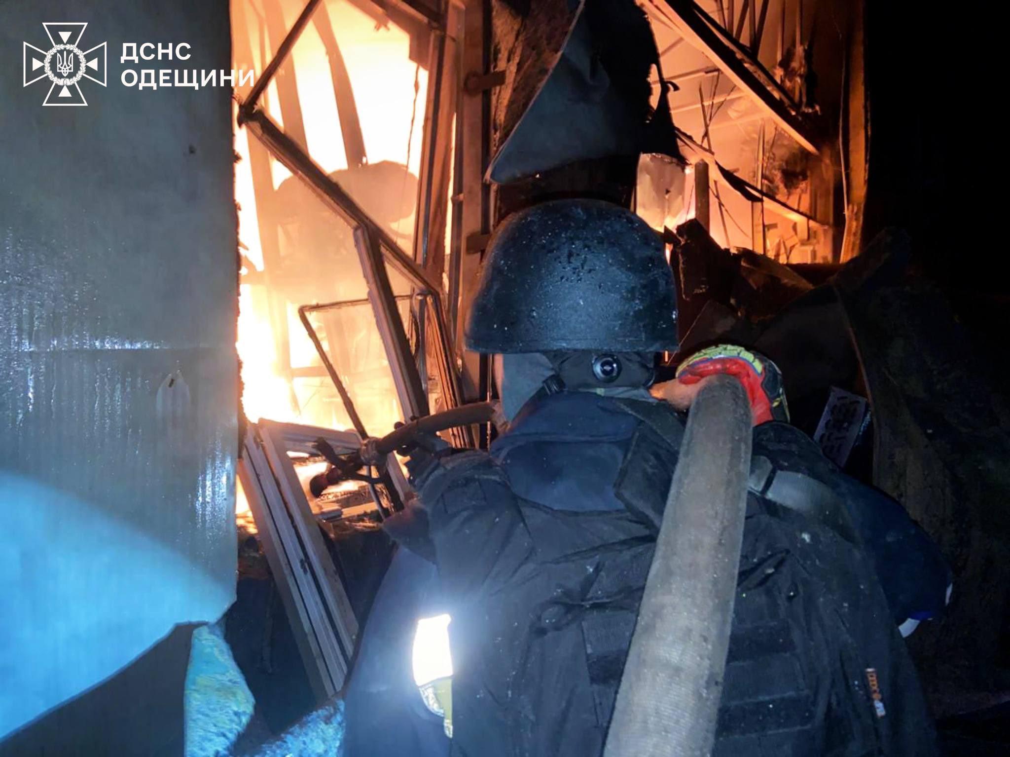 РФ атакувала південь Одещини: постраждали дві людини, пошкоджені об’єкти цивільного призначення