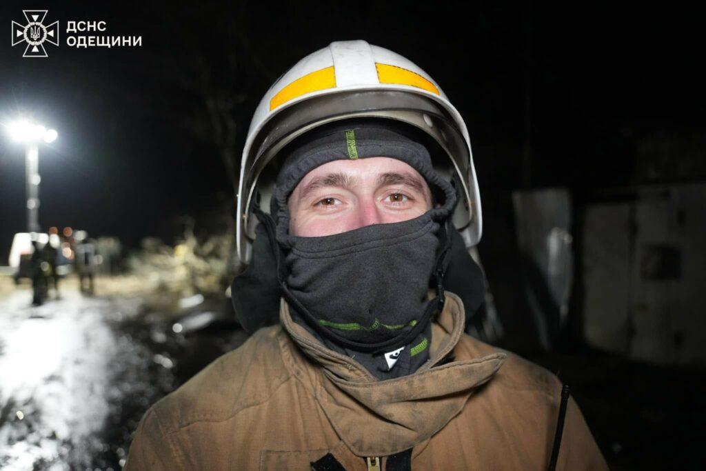 Лопнула каска, але врятував людину: одеський рятувальник розповів про найстрашніші виклики Лопнула каска, але врятував людину: одеський рятувальник розповів про найстрашніші виклики