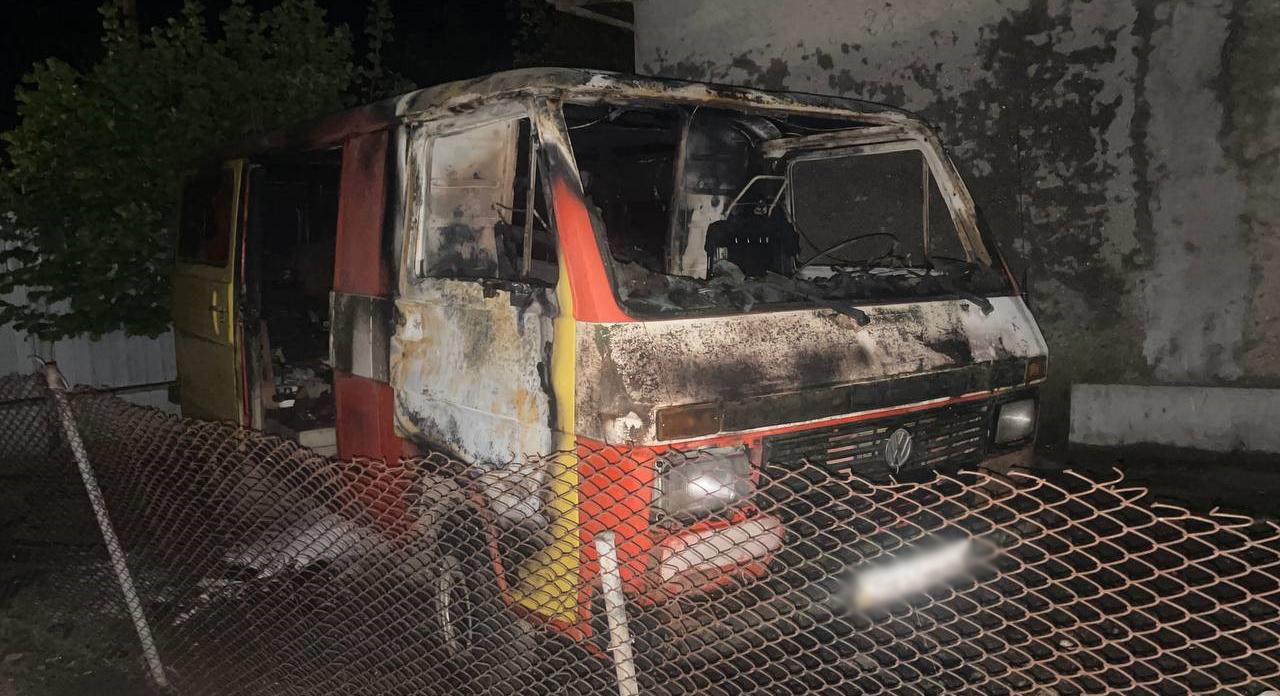 В Одесской области мужчина получил приговор за поджог автомобиля родственника В Одесской области мужчина получил приговор за поджог автомобиля родственника