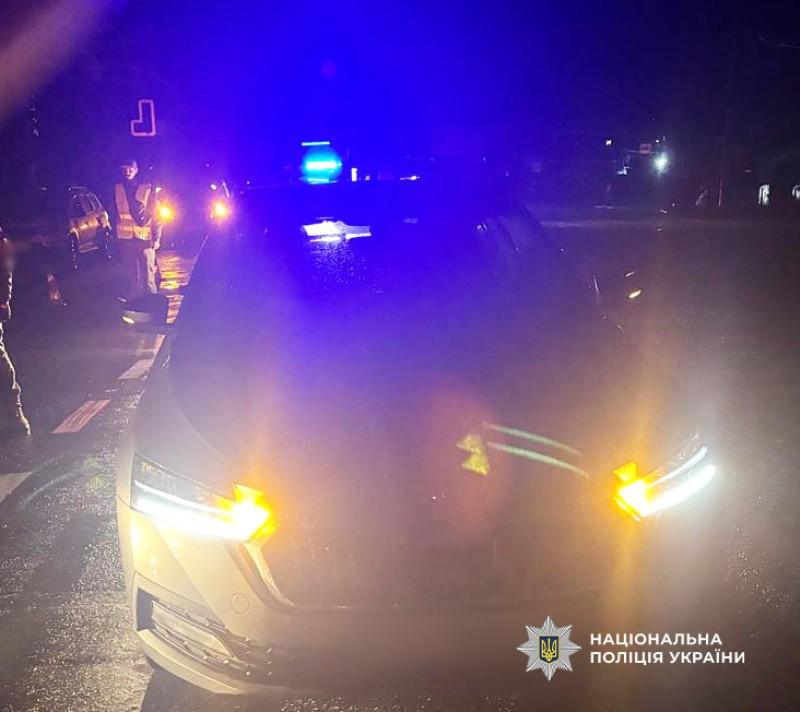 Под Одессой легковой автомобиль сбил мужчину на нерегулируемом пешеходном переходе