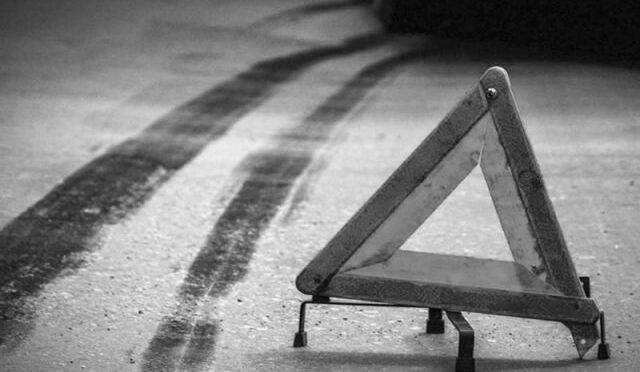 Троє людей загинули внаслідок ДТП за участю вантажівки та легковика на трасі Одеса-Рені