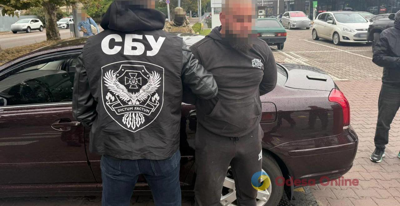 На Одещині викрили дві схеми втечі призовників за кордон