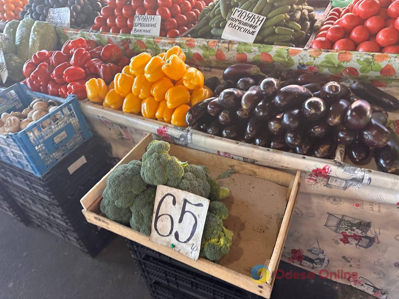 Тыква, цветная капуста и груша: субботние цены на одесском Привозе