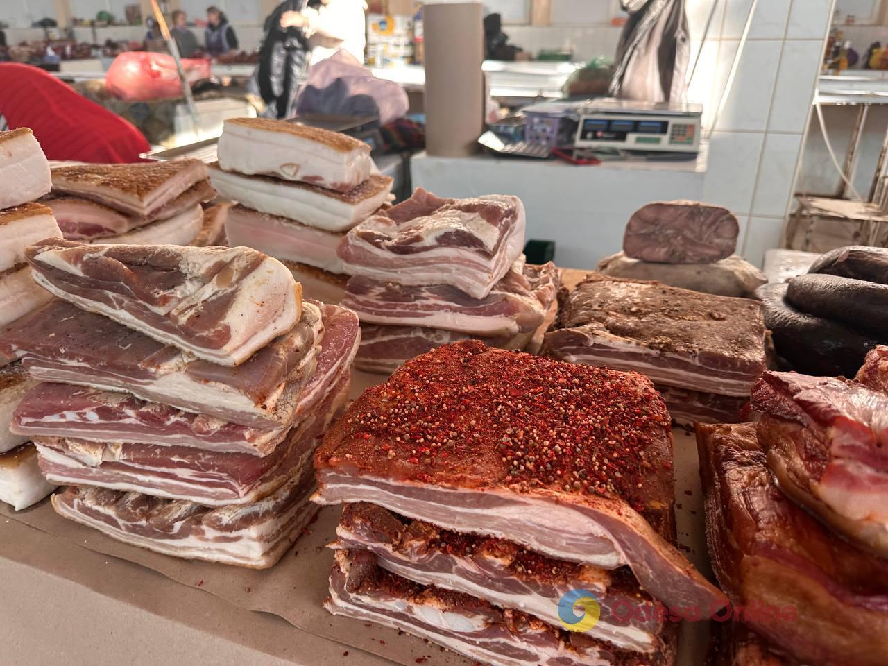 Тыква, цветная капуста и груша: субботние цены на одесском Привозе