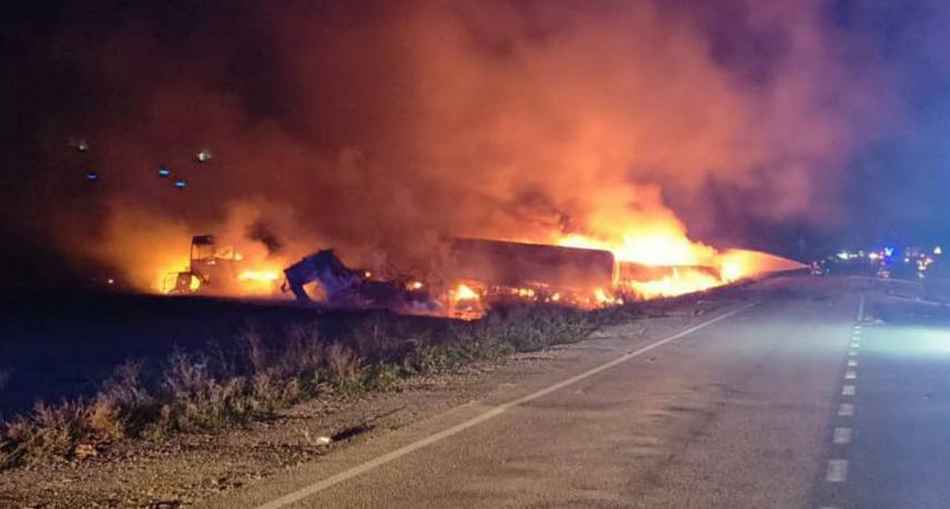 Ночная атака БпЛА в Одесской области: погибли двое, вспыхнули пять грузовиков