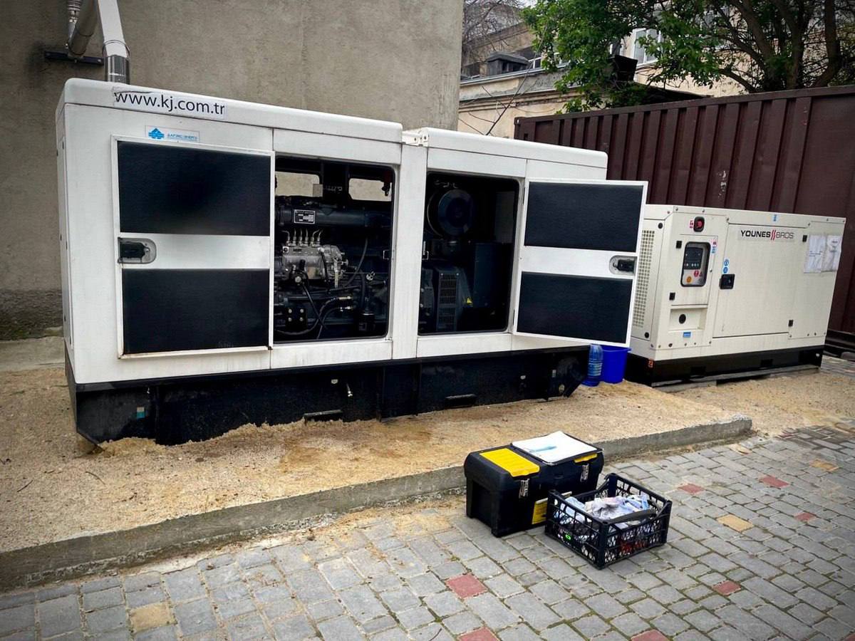 Генераторами на випадок відключень світла забезпечені усі 33 комунальні медзаклади Одеси Генераторами на випадок відключень світла забезпечені усі 33 комунальні медзаклади Одеси