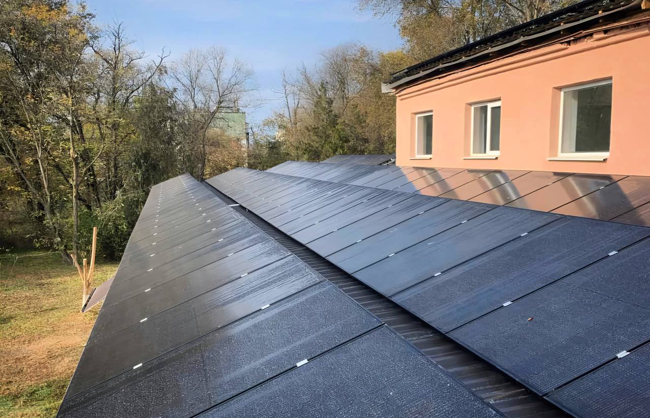 Семь школ в Одесской области стали энергонезависимыми и смогут работать даже при длительных отключениях света