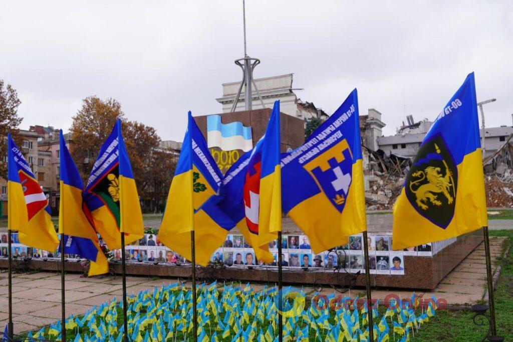 Щоденні обстріли, райони-привиди та занепад бізнесу: Херсон через три роки після визволення Щоденні обстріли, райони-привиди та занепад бізнесу: Херсон через три роки після визволення