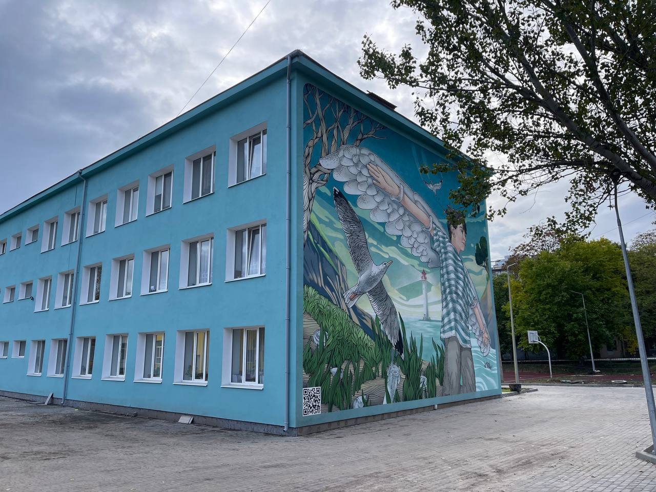 «По направлению к мечте»: в Одессе появился новый вдохновляющий мурал