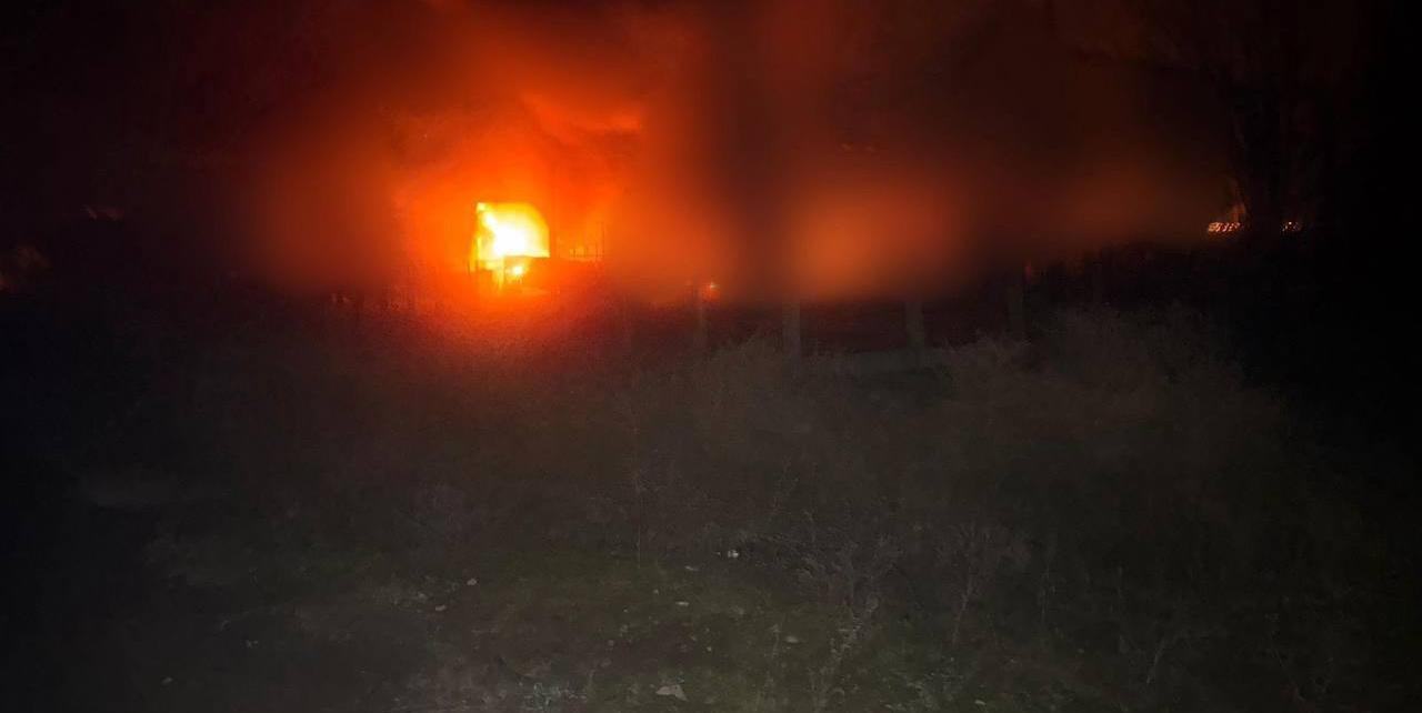 Дрони РФ вночі знову атакували Одещину та пошкодили портову інфраструктуру й цивільні судна