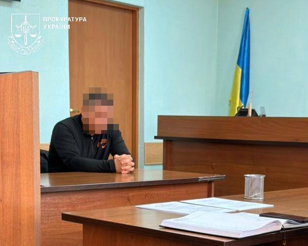 В Одесі ексудді та двом спільникам повідомили про підозру в квартирних оборудках В Одесі ексудді та двом спільникам повідомили про підозру в квартирних оборудках