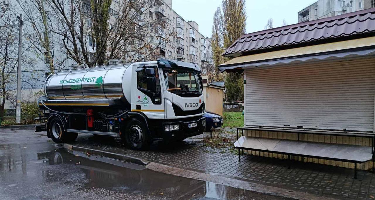 Жителі цілого кварталу на Таїрова та ще низки одеських вулиць без води з 19 листопада
