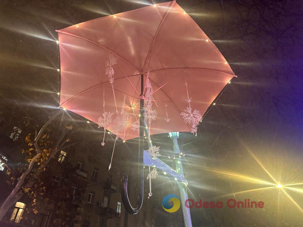 Різдвяна феєрія: Одеса стрімко готується до зимових свят