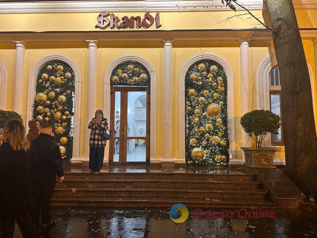 Різдвяна феєрія: Одеса стрімко готується до зимових свят