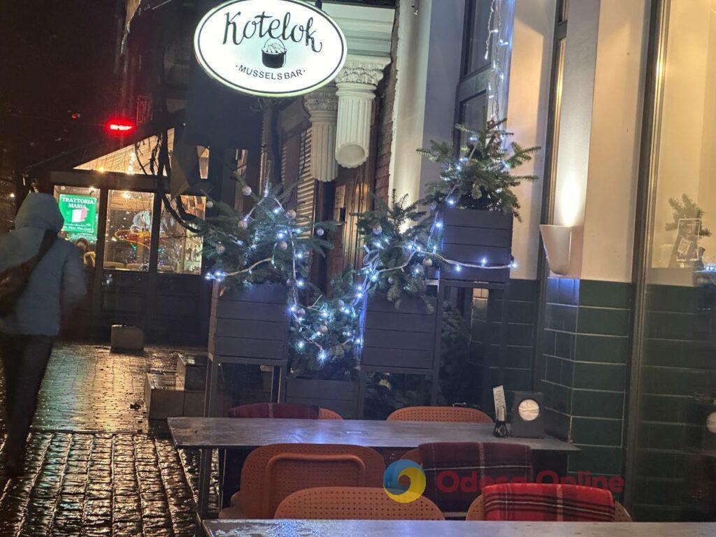 Різдвяна феєрія: Одеса стрімко готується до зимових свят