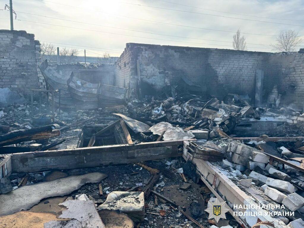 Одна людина загинула та 12 поранені: наслідки російських обстрілів Херсонщини