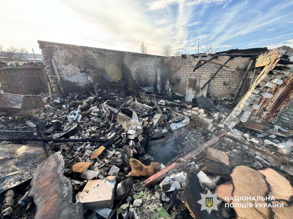 Один человек погиб и 12 ранены: последствия российских обстрелов Херсонской области