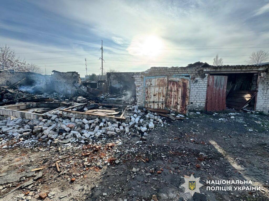 Один человек погиб и 12 ранены: последствия российских обстрелов Херсонской области