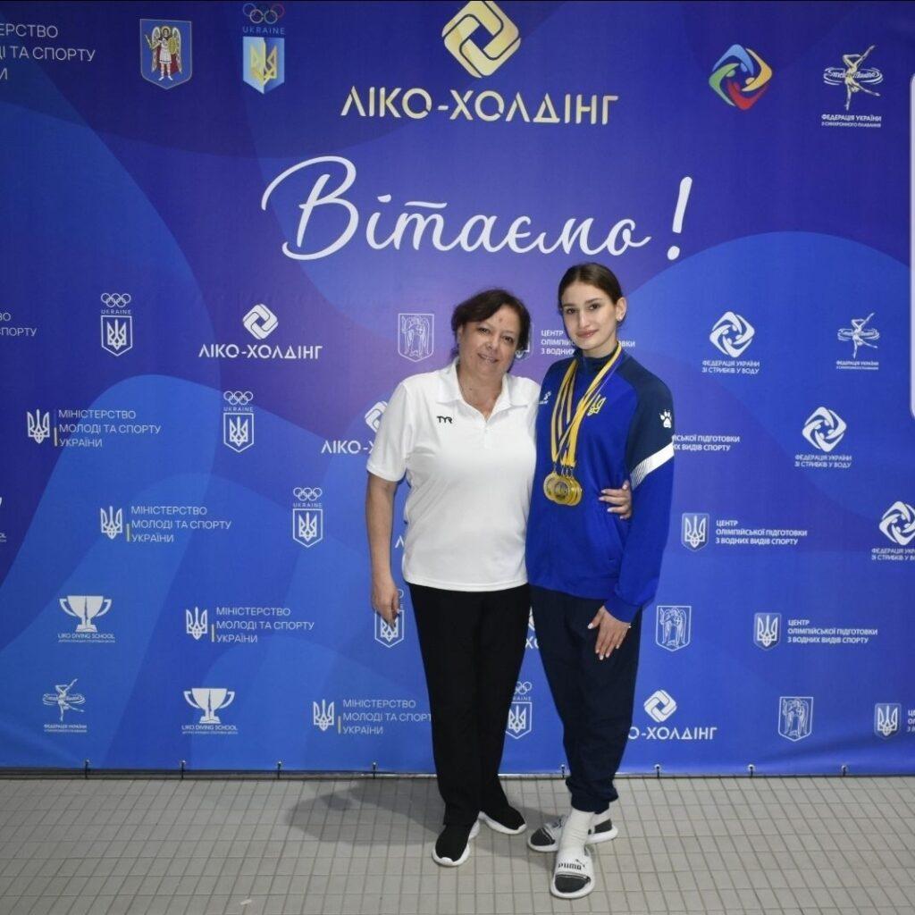 Одесские мастера синхронного плавания получили 10 медалей на чемпионате Украины