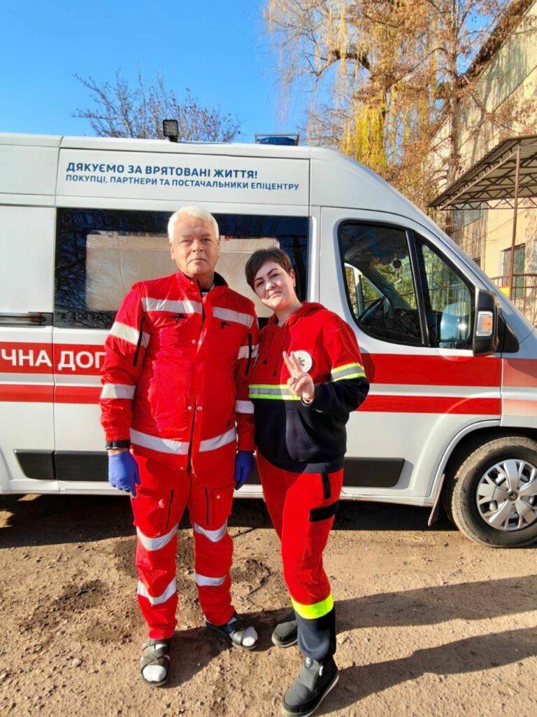 Приймали пологи в дорозі: на Одещині жінка народила дитину в кареті швидкої