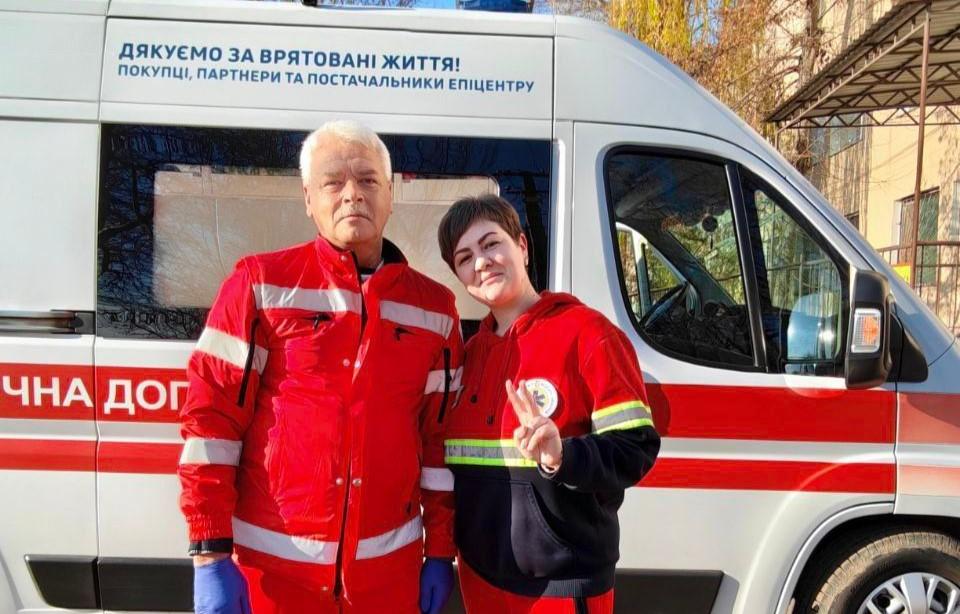 Приймали пологи в дорозі: на Одещині жінка народила дитину в кареті швидкої