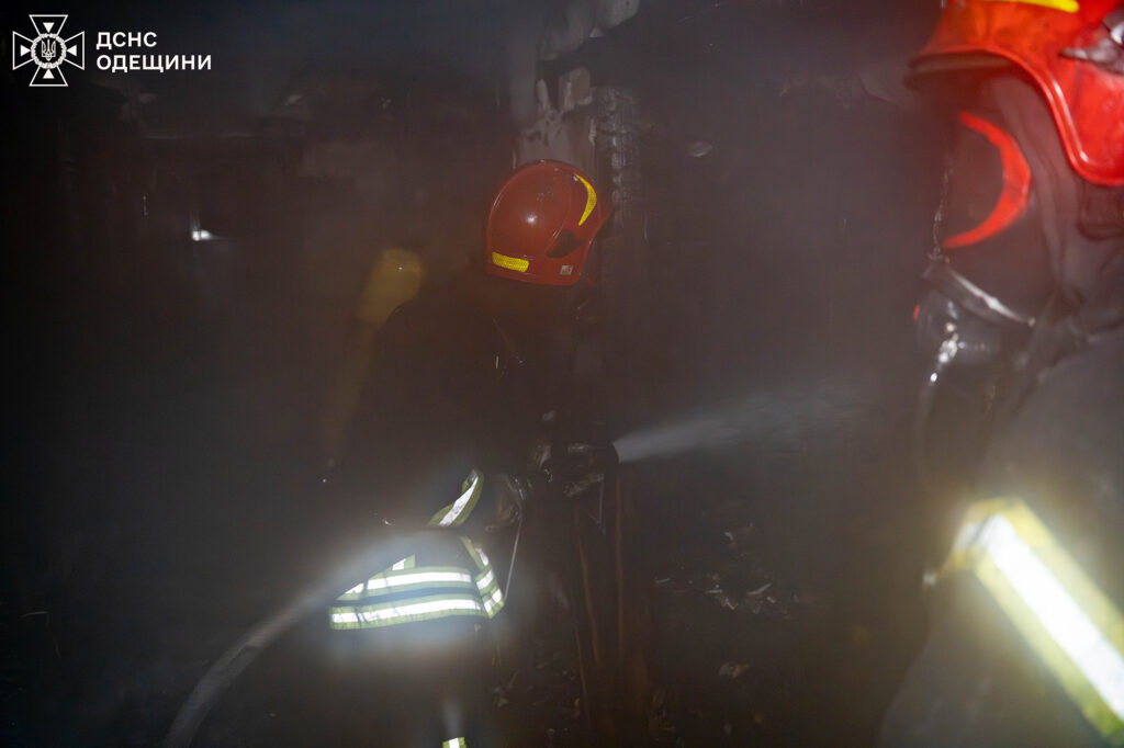 Нічна пожежа в Одесі: троє загиблих та п’ятеро врятованих із вогняної пастки